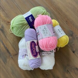 Acrylic Yarn Lot
